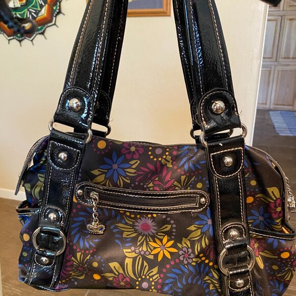 Kathy Van Zeeland Multi-colored flowered purse! Black patent trim. Gold lining. - Picture 1 of 11